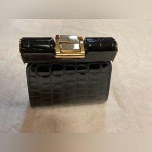 Black & Gold 6 Inch Handbag. Excellent Condition.